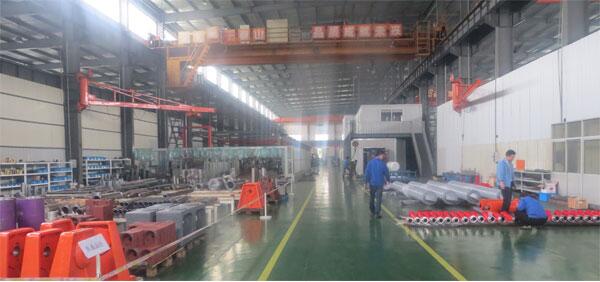 如何操作液壓油缸的排氣